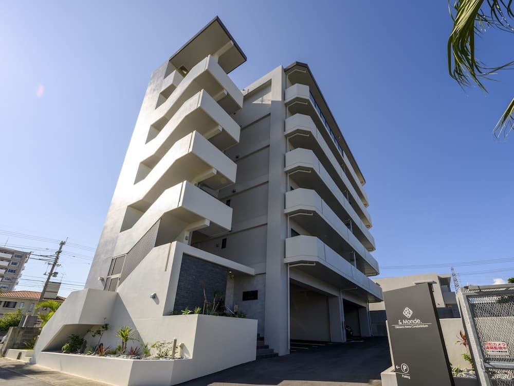 &Monde. Okinawa Arena Condominium