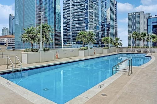 OneLuxStay in the Heart of Brickell
