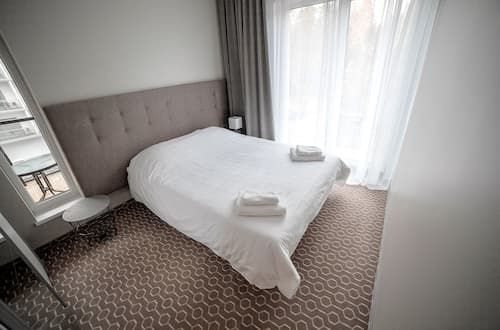 Merepargi ApartHotel & Cafe