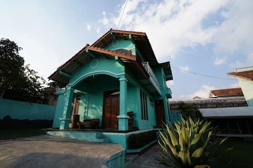 OYO 93248 Villa Syariah Astuti Lestari