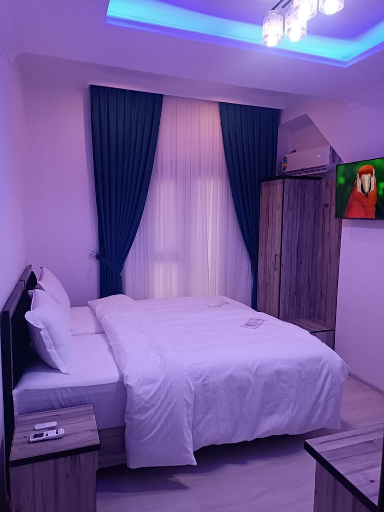 Muhayyo guest house