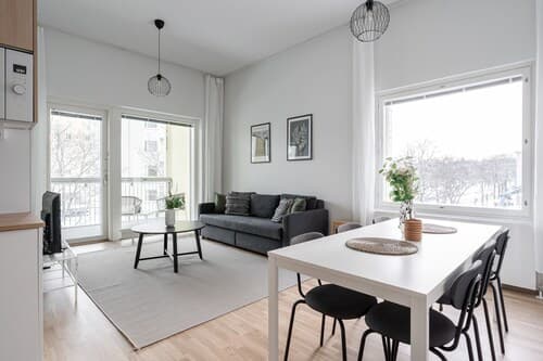 Spacious 2BR at Tammela Stadium - Sauna & Balcony