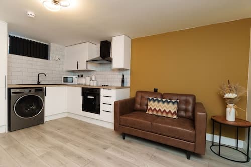 The Oasis Apartment