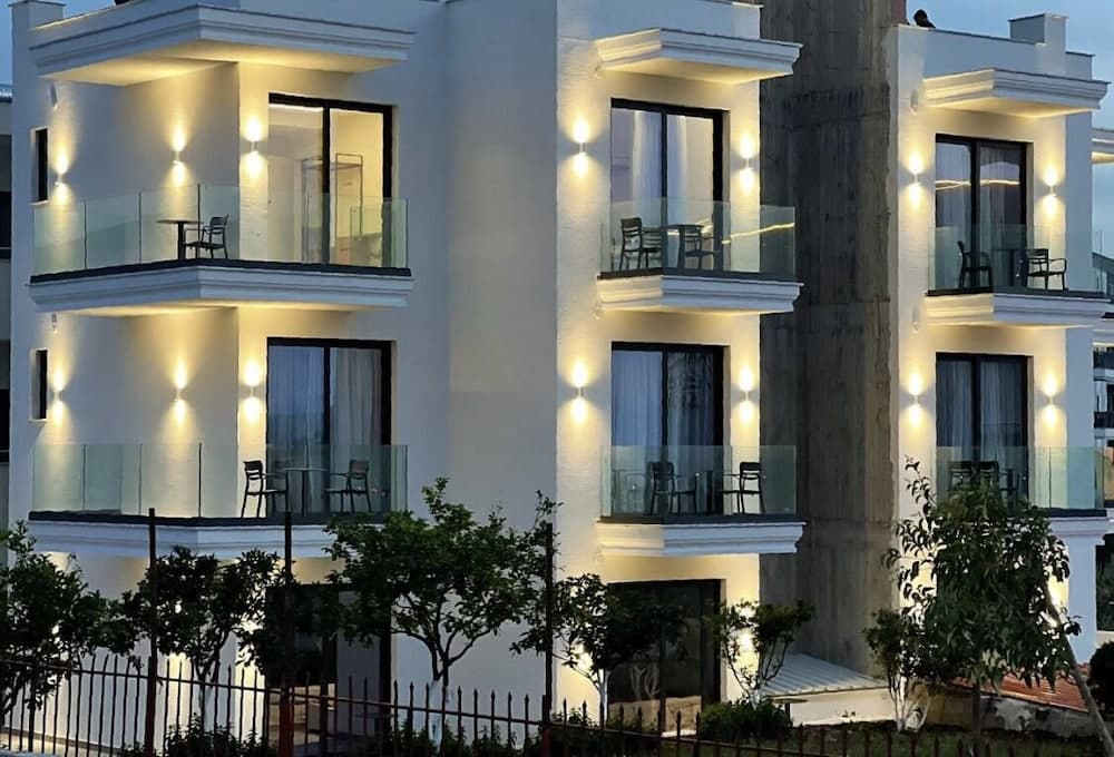 Poseidon Hotel 2