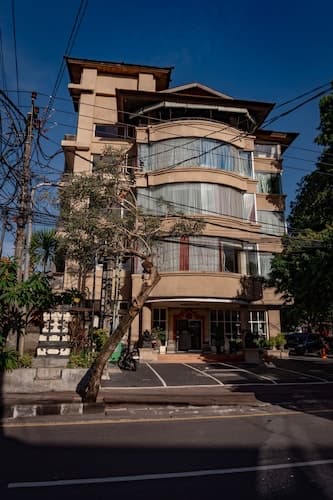 Puri Dibia Hotel