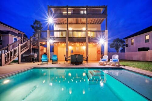 Boots & Beaches Avantstay Golf Cart Access, Brd Walk