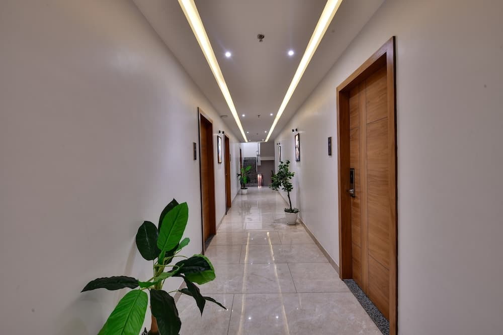 Hotel Radhika