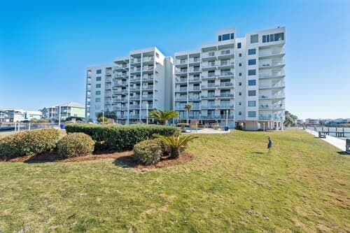 Compass Point 108