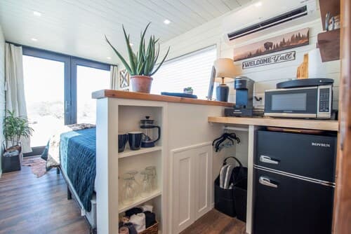New The Buffalo -shipping Container in Alpine