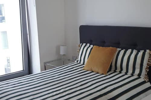 1 Bed Apartment Sleeps 2 With Wi-fi