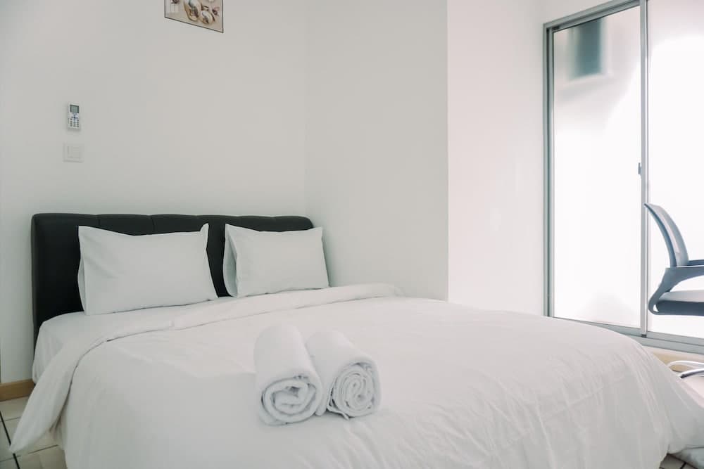 Good Choice 2Br Apartment M-Town Residence