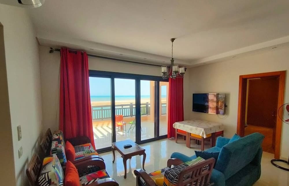 luxury half villa sea view team