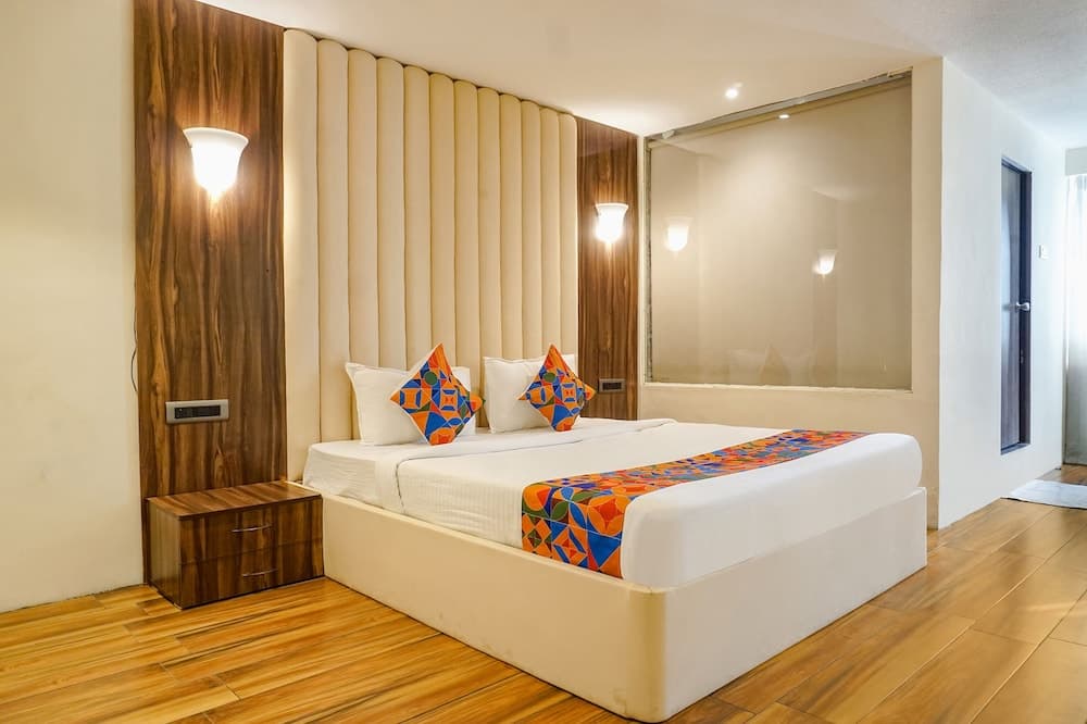Fabhotel Dreams Inn