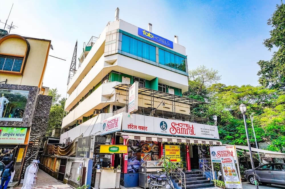 Fabhotel Samrat