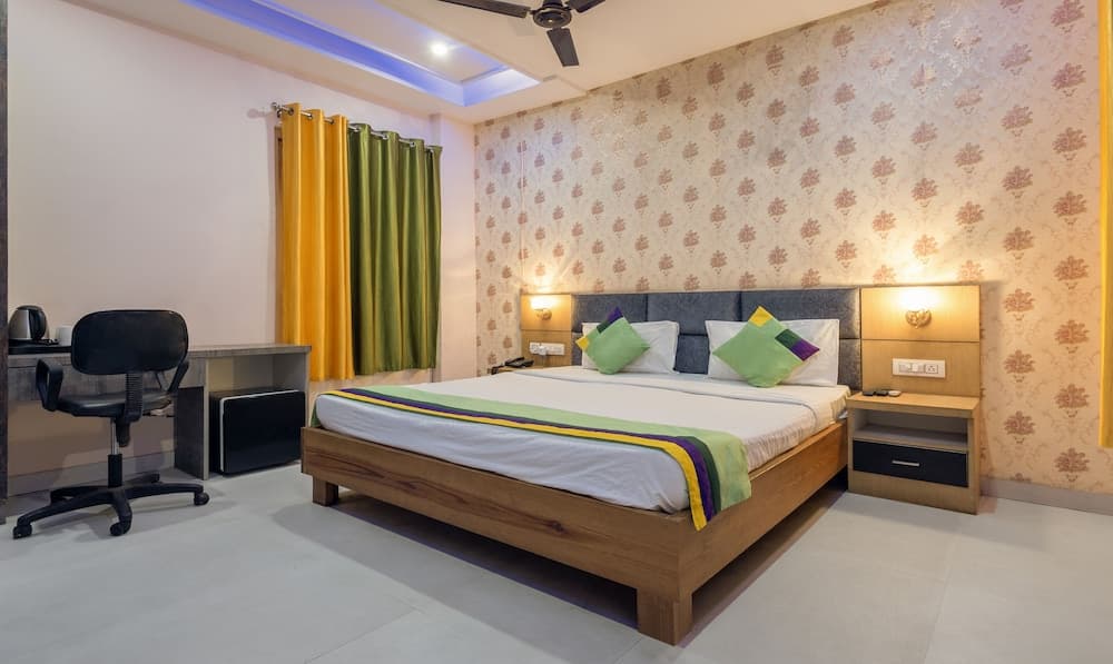 Treebo Shankuntalam, Near Lucknow Airport