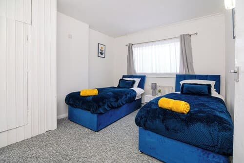 Impeccable 3-bed House in Abbeywood