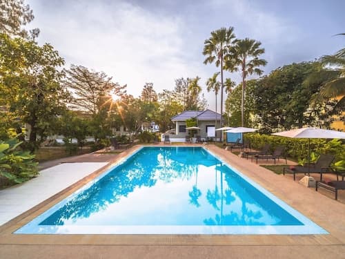 Isara Nai Yang Resort