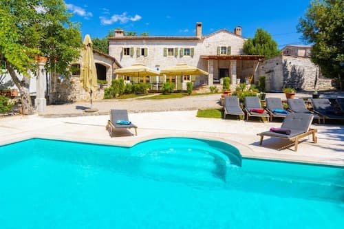 Villa Damiana in Domijani i