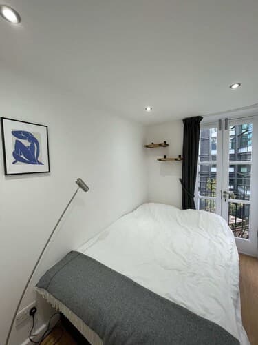 Stunning 3BD Maisonette W/balcony - Old Street!