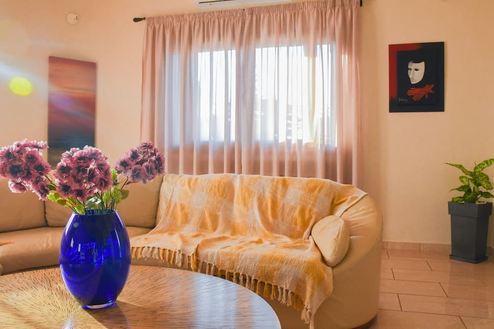 Giovanni City House near Chania Centre