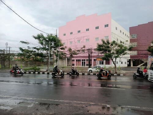 Hotel O Enjoy Homestay & Cafe