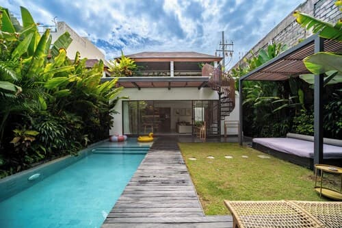 Red Sunset Villa by Betterplace