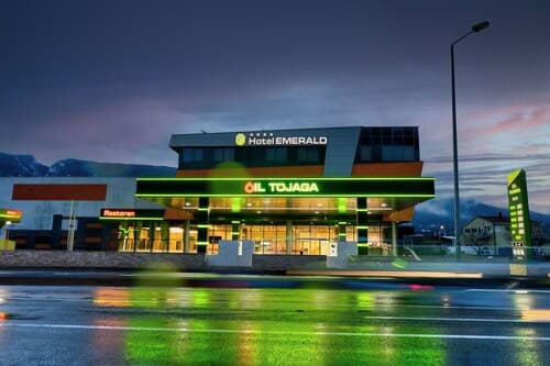 Hotel Emerald