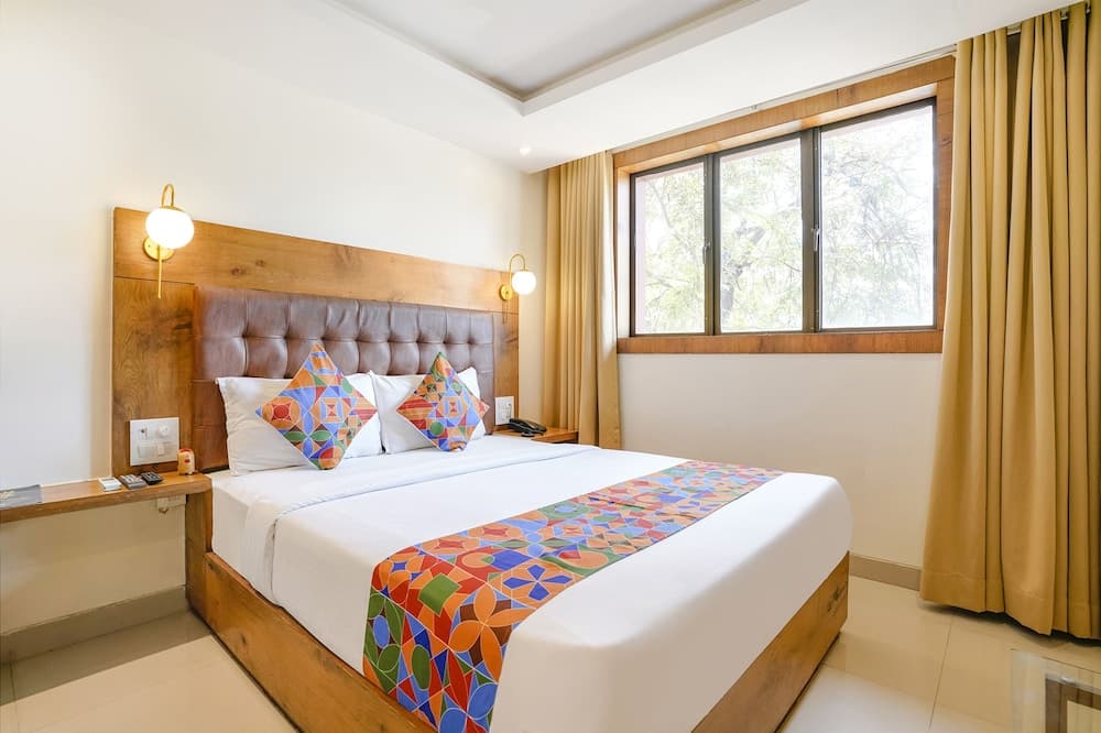 Fabhotel Anam International