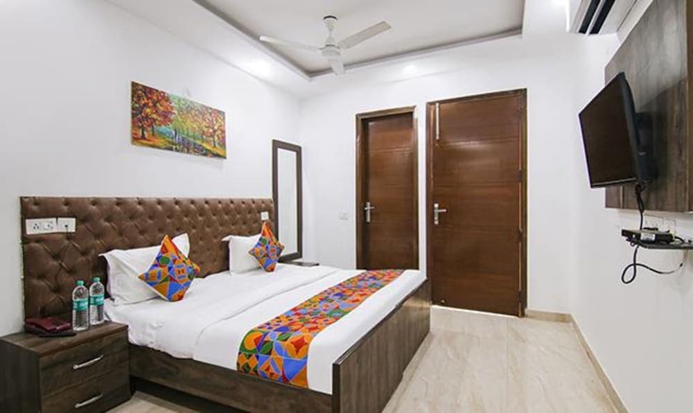 FabExpress The Premium Villa