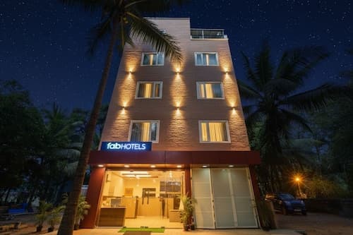 FabHotel Tree Suites - Nr. Reva University