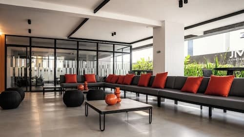Co-House