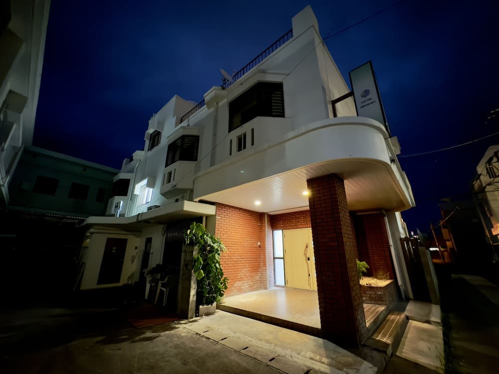 Hotel Ishigaki & Chikonkiya