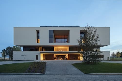 Hotel Materra