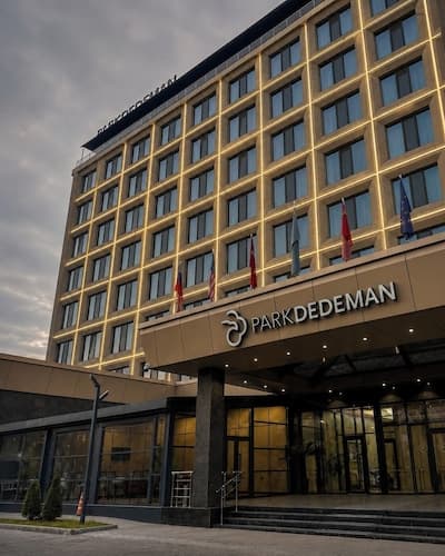 Park Dedeman Almaty