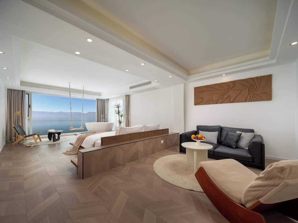 Da Li Yu Jia Ren Hotel