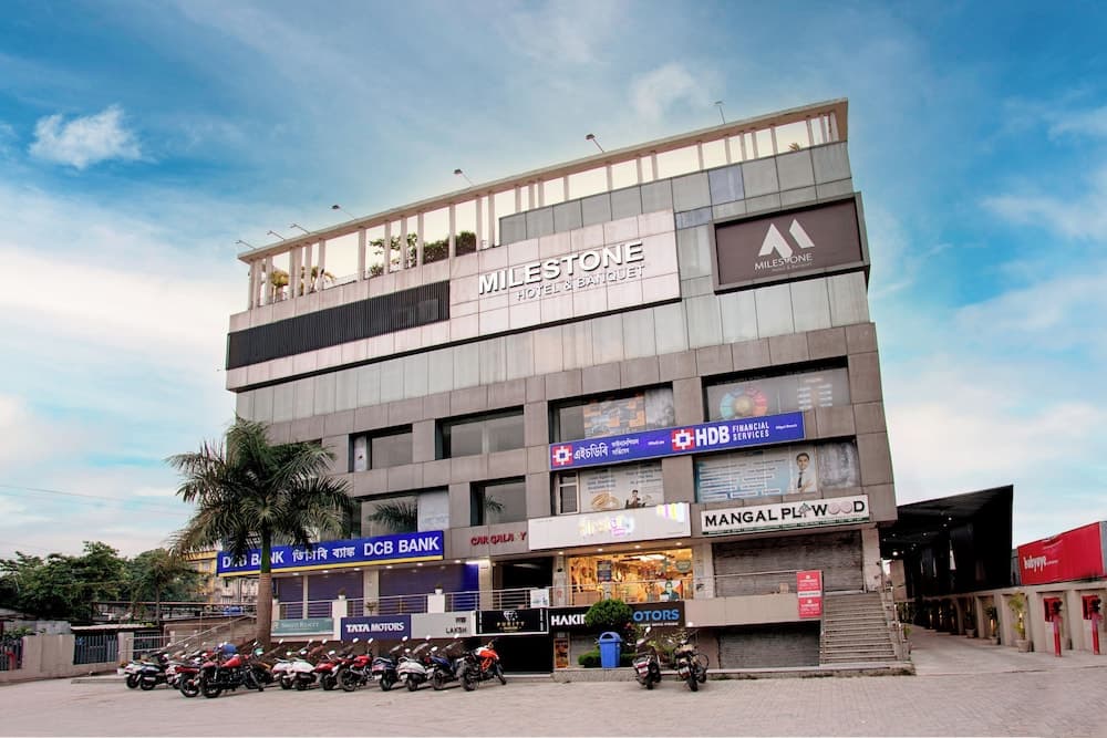 Voyage Milestone Hotel & Banquet Siliguri