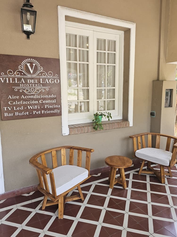 Hosteria Villa del Lago