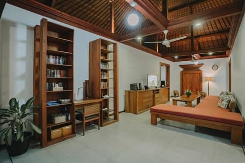 Segara Beach House Kuta