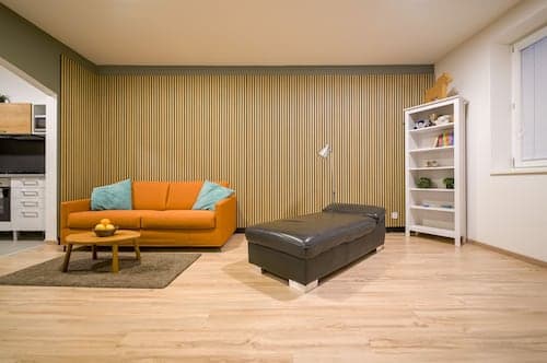 Vesna Convenient Apartment by CHORS