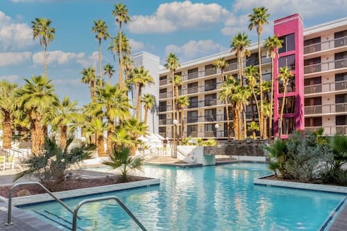 South Country Suites