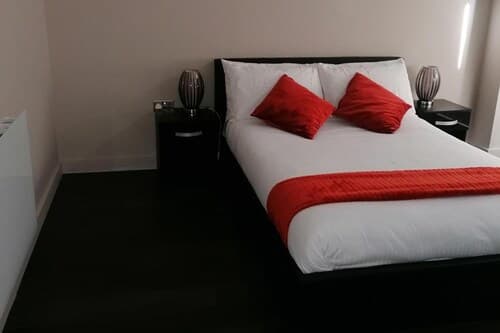 1-bed Apt Sleeps 2 With Free Parking