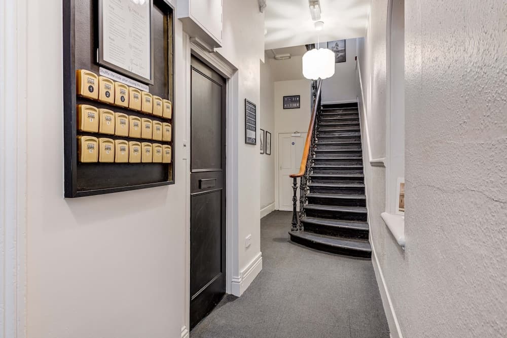 London Collection Kensington Gardens