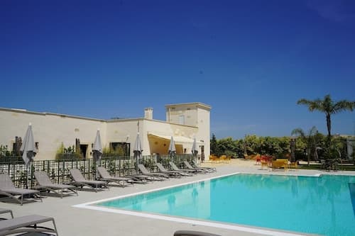 MASSERIA ACQUASALE - RELAIS & RESTAURANT