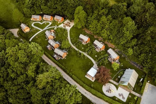 Glamping Mountain Fairy Tale