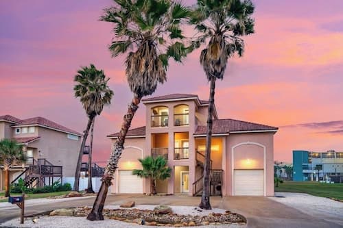 Walk to the Beach Golf Cart Rental, Beach Boardwalk, Balcony Views Avantstay