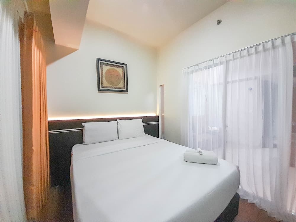 Comfortable And Homey 1Br At Uttara The Icon Apartment