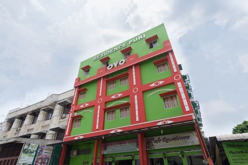 Capital O 615 Residence Puri Hotel Syariah