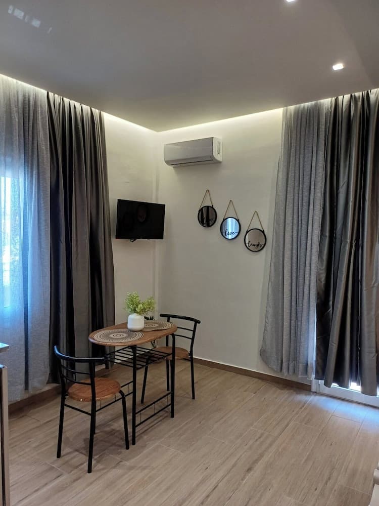 Romeos Studios