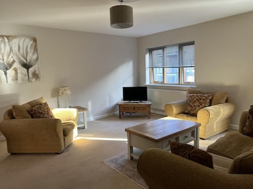 Beautiful City Centre Apartment-cathedral Views