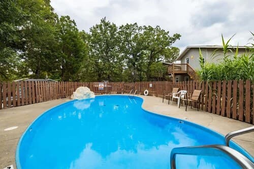 Enchanted Woods Retreat Branson
